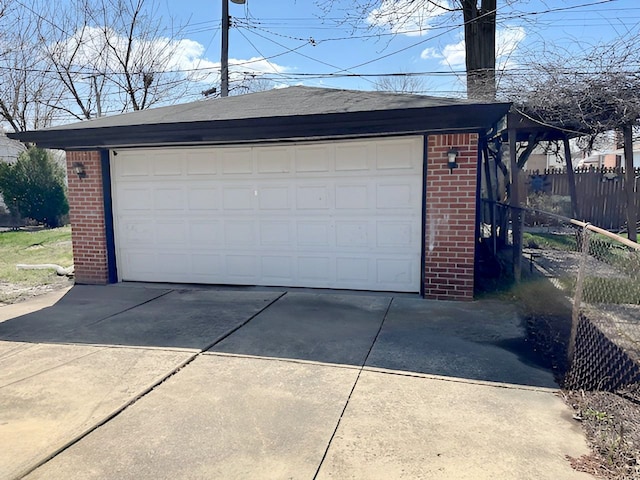 22169 Fairfax St, Taylor, MI 48180 - detached garage featuring fence