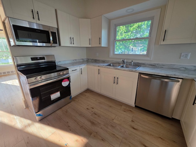 336 N Riverview Dr, Parchment, MI 49004