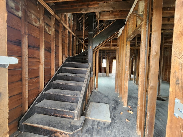 6419 Roosevelt St, Detroit, MI 48208 - view of staircase
