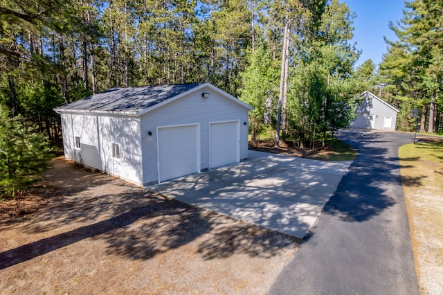 view of detached garage