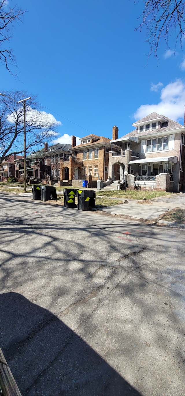 view of street featuring a residential view