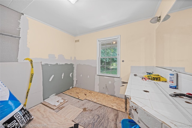 21700 W 13 Mile Rd, Beverly Hills, MI 48025 - view of miscellaneous room