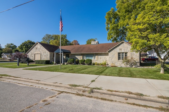 312 Pine St, Elk Rapids, MI 49629 - photo 1