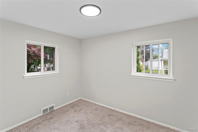 3761 Campbell St, Dearborn, MI 48124 - carpeted empty room with baseboards
