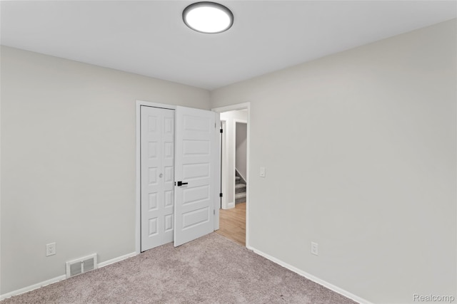 3761 Campbell St, Dearborn, MI 48124 - unfurnished bedroom with carpet and a closet
