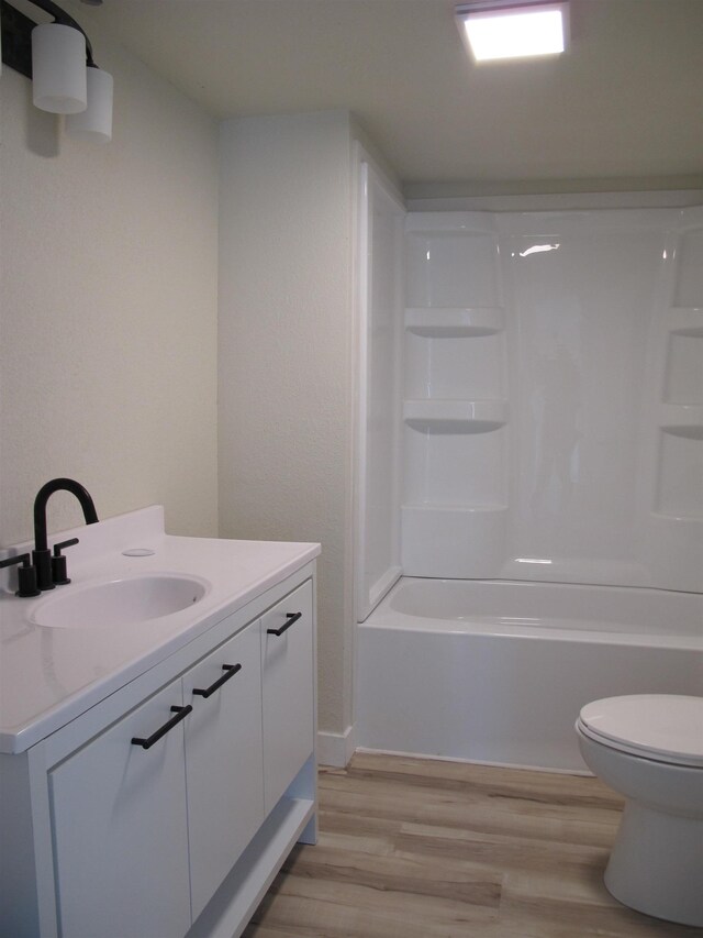 2823 E Ironwood Dr, Traverse City, MI 48685
