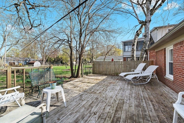 45520 Deshon St, Utica, MI 48317 - wooden terrace featuring fence