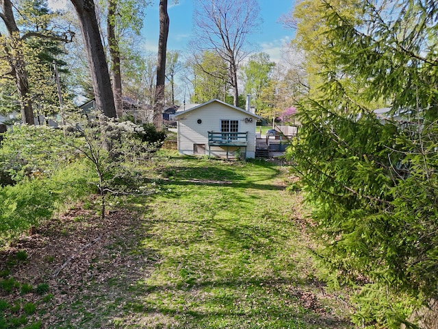 69369 Oak St, Benton Harbor, MI 49022 - view of yard with a deck