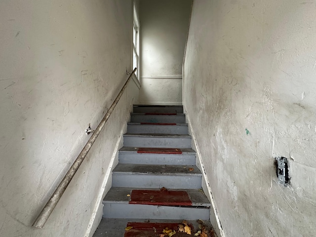 15815 Linwood St, Detroit, MI 48238 - view of stairs