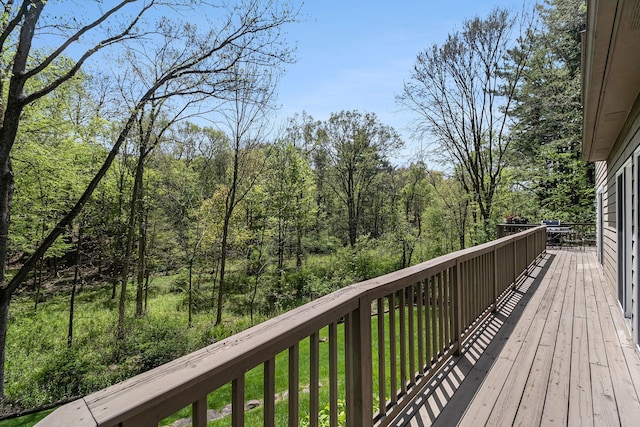 975 Pine Needle Trl, Rochester, MI 48306 - view of wooden deck