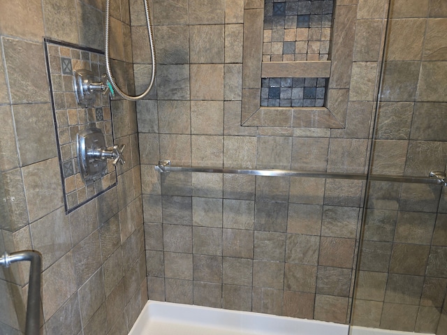 45645 Graystone Ln, Canton, MI 48187 - bathroom featuring a shower stall