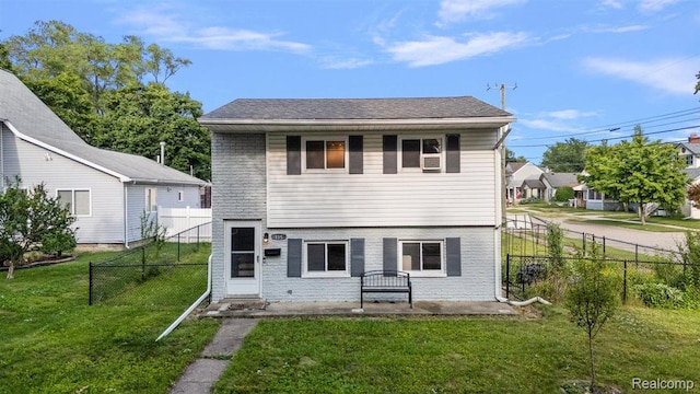 135 Gerald Ave, Clawson, MI 48017 - photo 2