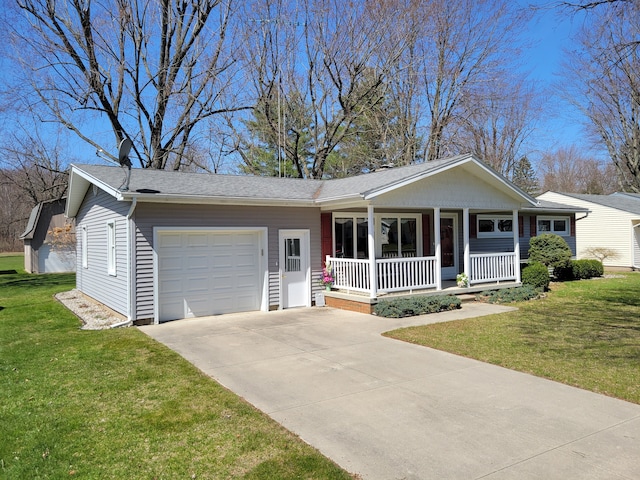 42 S Flower St, Croswell, MI 48422 - photo 2