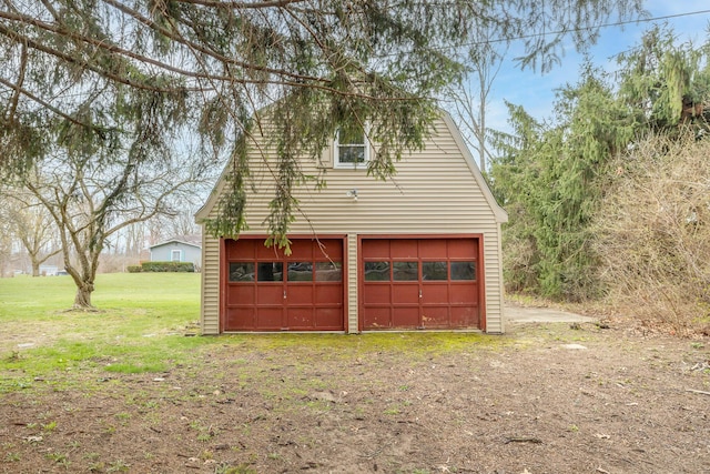 view of detached garage