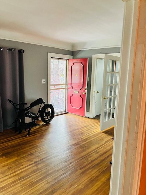 2961 Montgomery St, Detroit, MI 48206 - photo 2