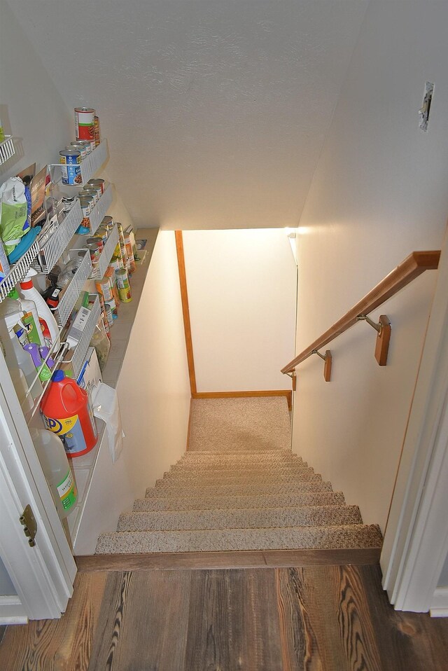 7682 Hampton Cir, Grawn, MI 49637