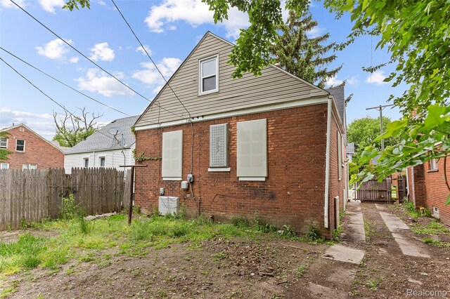 14919 Lesure St, Detroit, MI 48227 - back of property with brick siding