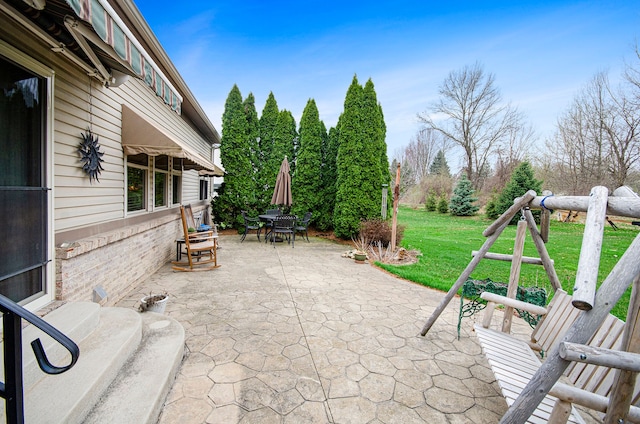view of patio / terrace with outdoor dining area