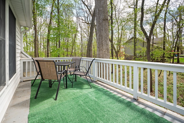2457 Rocky Top Ln, Commerce Twp, MI 48382 - view of balcony