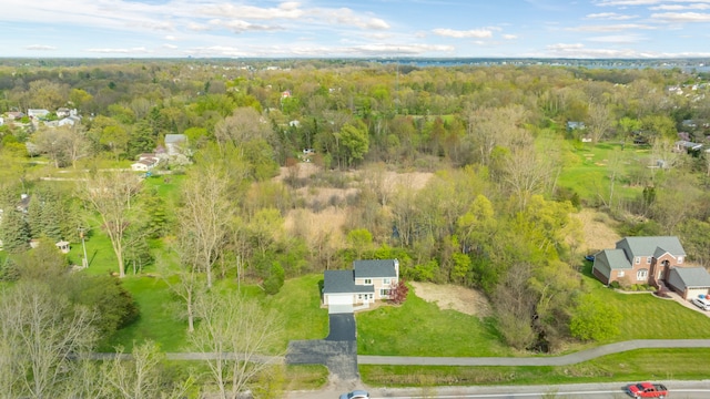 1525 Hiller Rd, West Bloomfield, MI 48324 - drone / aerial view featuring a forest view