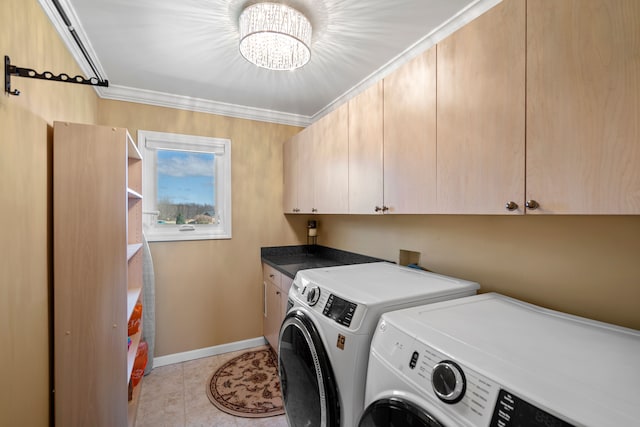 7455 Groveland Rd, Holly, MI 48442 - laundry room featuring washer and clothes dryer, baseboards, an inviting chandelier, cabinet space, and light tile patterned floors