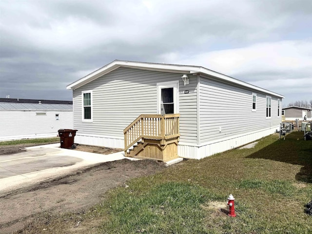 1226 Wellington Dr, Mount Pleasant, MI 48858 - photo 1