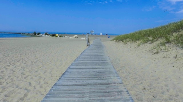516 W Detroit St, New Buffalo, MI 49117 - exterior space with a view of the beach and a water view