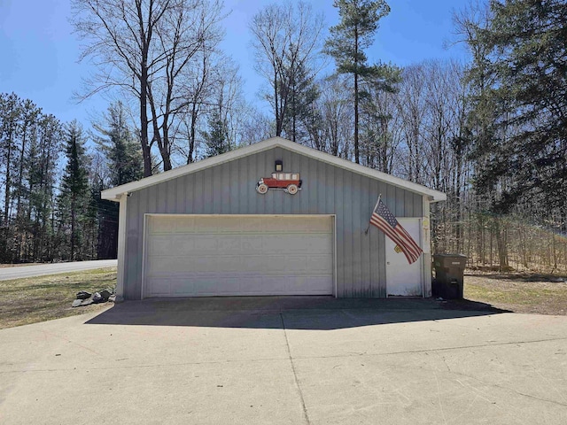 view of detached garage