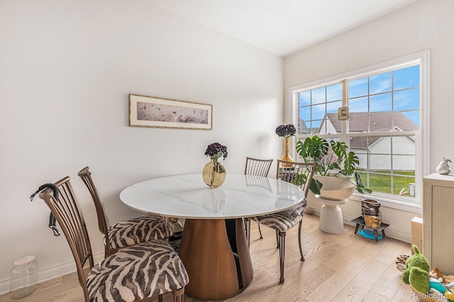 4311 Miracles Blvd Unit 22, Detroit, MI 48201 - dining room with wood finished floors and baseboards
