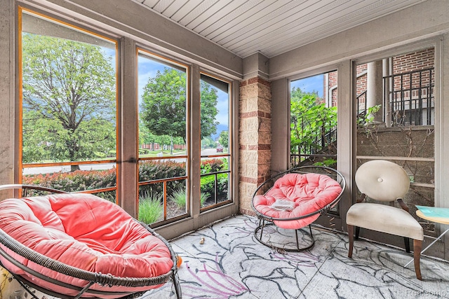4311 Miracles Blvd Unit 22, Detroit, MI 48201 - view of sunroom / solarium