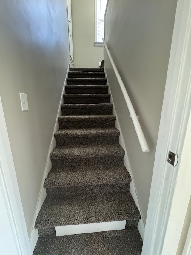 22051 Firwood Ave, Eastpointe, MI 48021 - stairs with baseboards