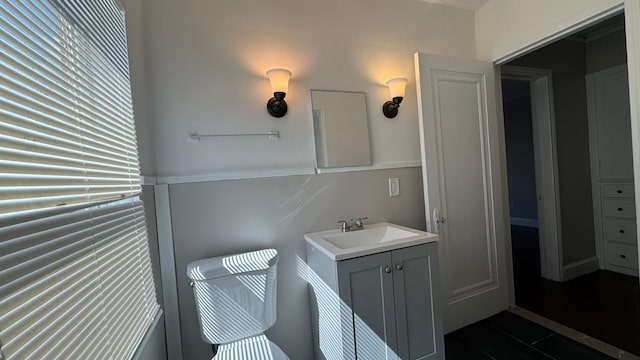 5051 Courville St, Detroit, MI 48224 - bathroom with vanity