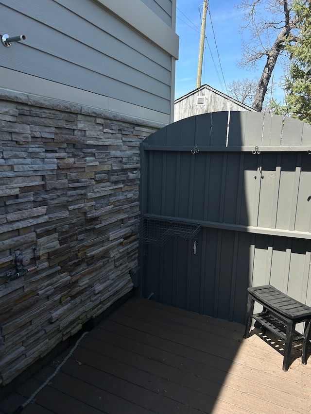 16342 Stages Is, Linden, MI 48451 - view of deck