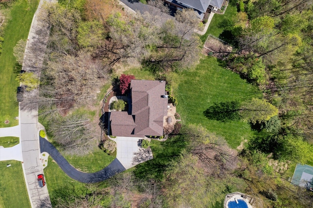 8504 Riverwalk Dr, Fenton, MI 48430 - aerial view of property and surrounding area