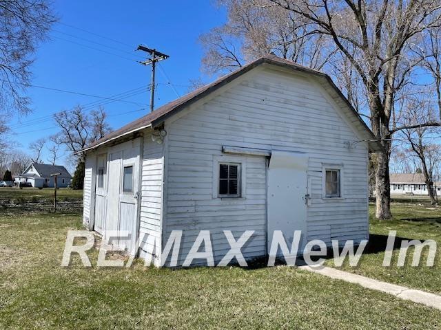 5225 N Vassar Rd, Akron, MI 48701 - view of outbuilding