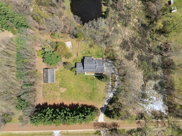 2050 Rowe Rd, Milford, MI 48380 - drone / aerial view