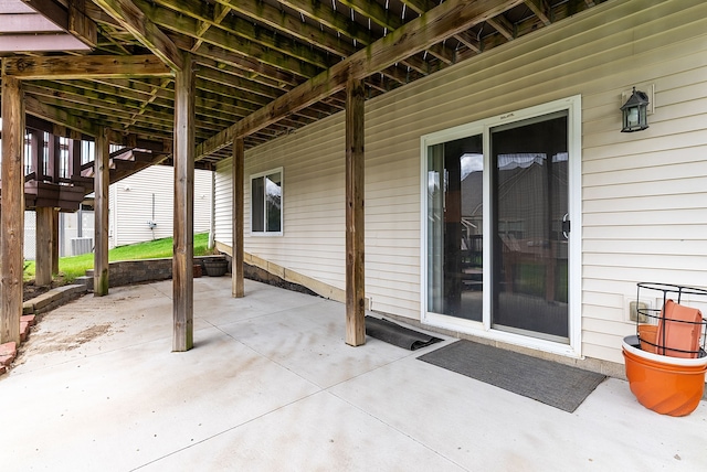 8079 Wildwood Ln, White Lake, MI 48386 - view of patio / terrace