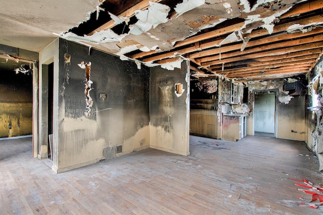 202 Poplar St, Three Oaks, MI 49128 - unfinished below grade area featuring wood finished floors