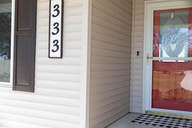 333 Quarterline St, Newaygo, MI 49337 - view of exterior entry
