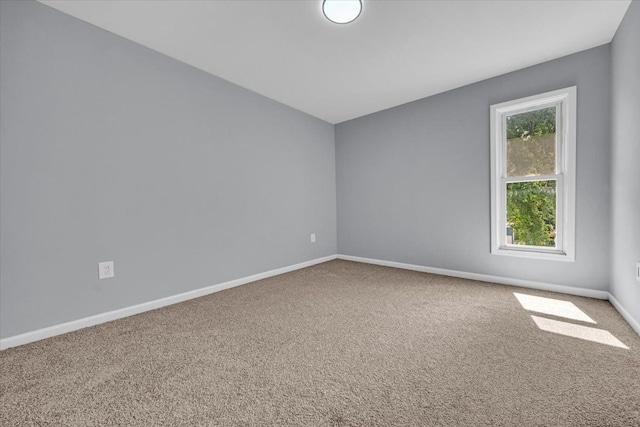 408 Mount Vernon St, Detroit, MI 48202 - carpeted spare room featuring baseboards