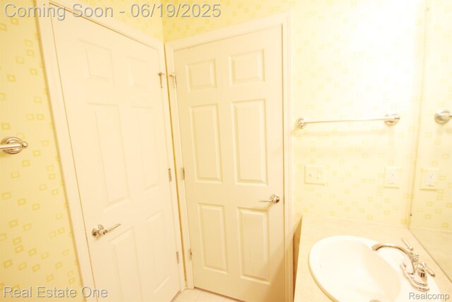 49499 Great Falls Rd, Canton, MI 48188 - photo 31
