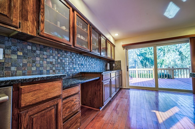 3052 Westman Ct, Bloomfield Hills, MI 48304 - bar with dark wood-type flooring, tasteful backsplash, and recessed lighting