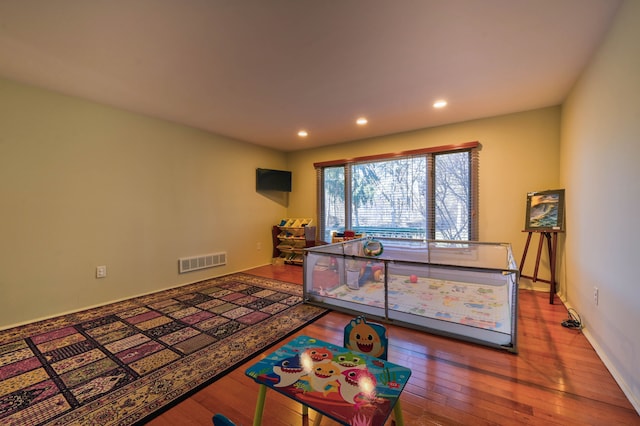 3052 Westman Ct, Bloomfield Hills, MI 48304 - home office with wood-type flooring, visible vents, and recessed lighting