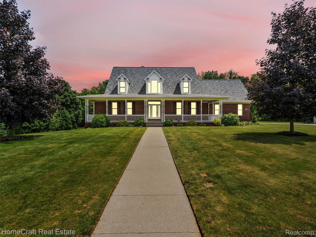 108 Densel Ct, Jackson, MI 49201 - photo 1