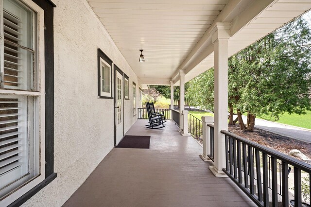 2801 Niles Buchanan Rd, Buchanan, MI 49107 - view of patio with a porch