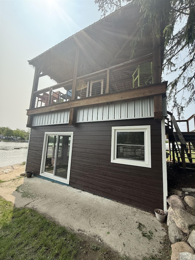 16191 Seymour Rd, Argentine, MI 48451 - rear view of property featuring a balcony