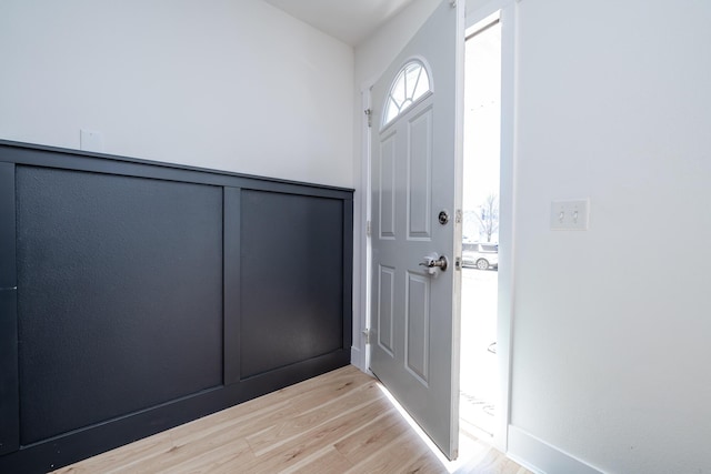 1216 Ellery Grove Ct, Vicksburg, MI 49097 - entrance foyer featuring light wood finished floors
