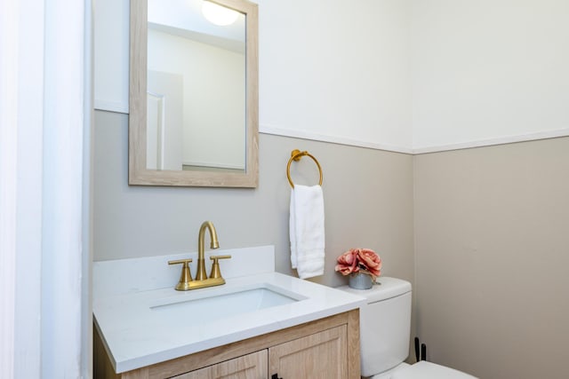 1216 Ellery Grove Ct, Vicksburg, MI 49097 - half bath with vanity and toilet