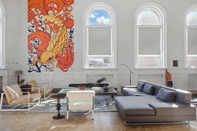3401 Michigan Ave, Detroit, MI 48216 - sitting room with a decorative wall and a towering ceiling