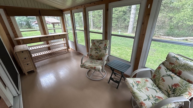 sunroom featuring a healthy amount of sunlight